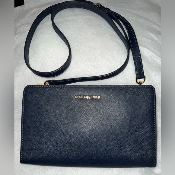 Michael Kors Jet Set Travel Convertible Crossbody - Picture 1 of 5